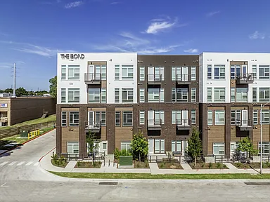 E1 | 381 sq.ft
