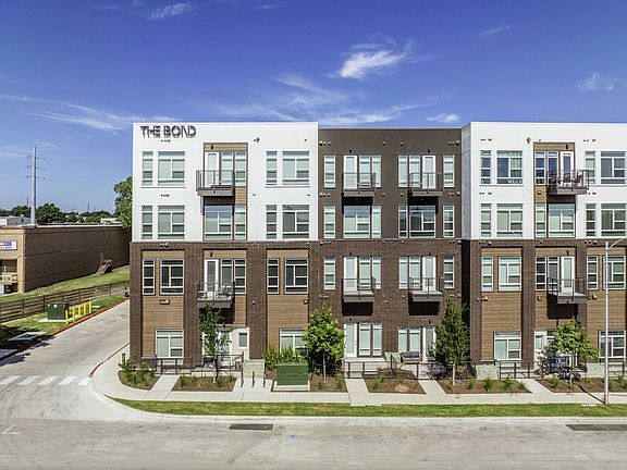 4th image of 10300 Metropolitan Dr #2202