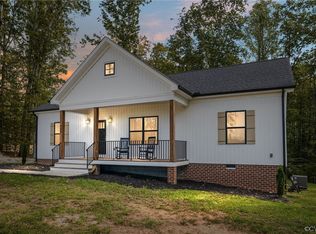 922 Kennon Rd, Mineral, VA 23117