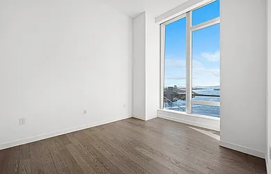 Rented by MaxInvest Real Estate, Inc.