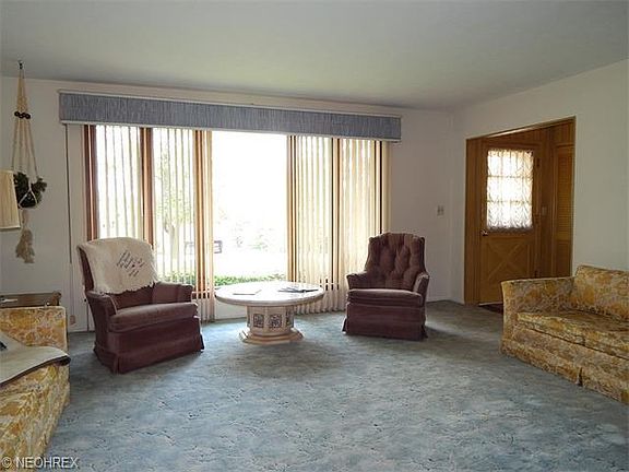 5th image of 3182 Country Club Dr