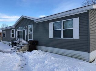 219 Canal Dr, Rockford, MN 55373