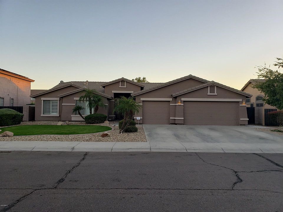 1st image of 8729 W Runion Dr
