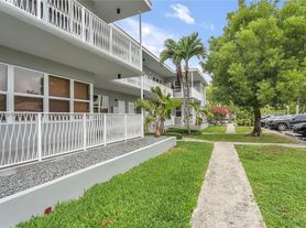 1905 Calais Dr, Miami Beach, FL