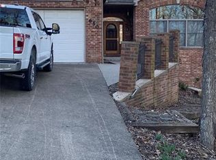 650 Holmes Ln, Rolla, MO 65401