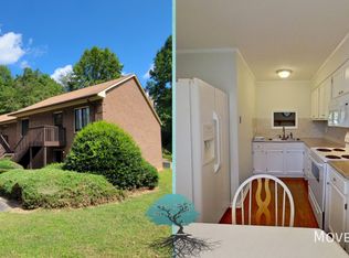 216 Ridge Forest Ct, Winston Salem, NC 27104