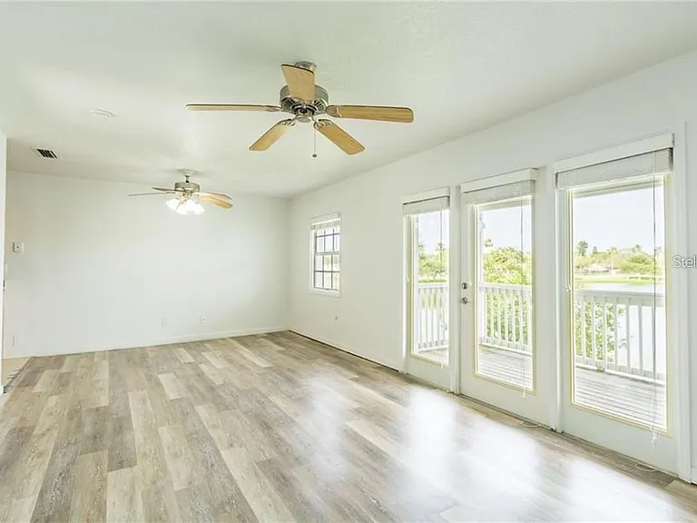 4714 Cobia Dr SE #D — Photo 4