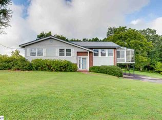 225 Crescent Hill Dr, Pickens, SC 29671