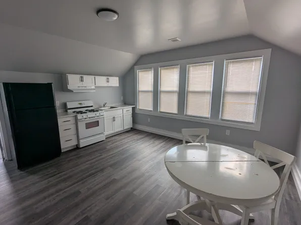 916 Centre Ave APT 3, Reading, PA 19601