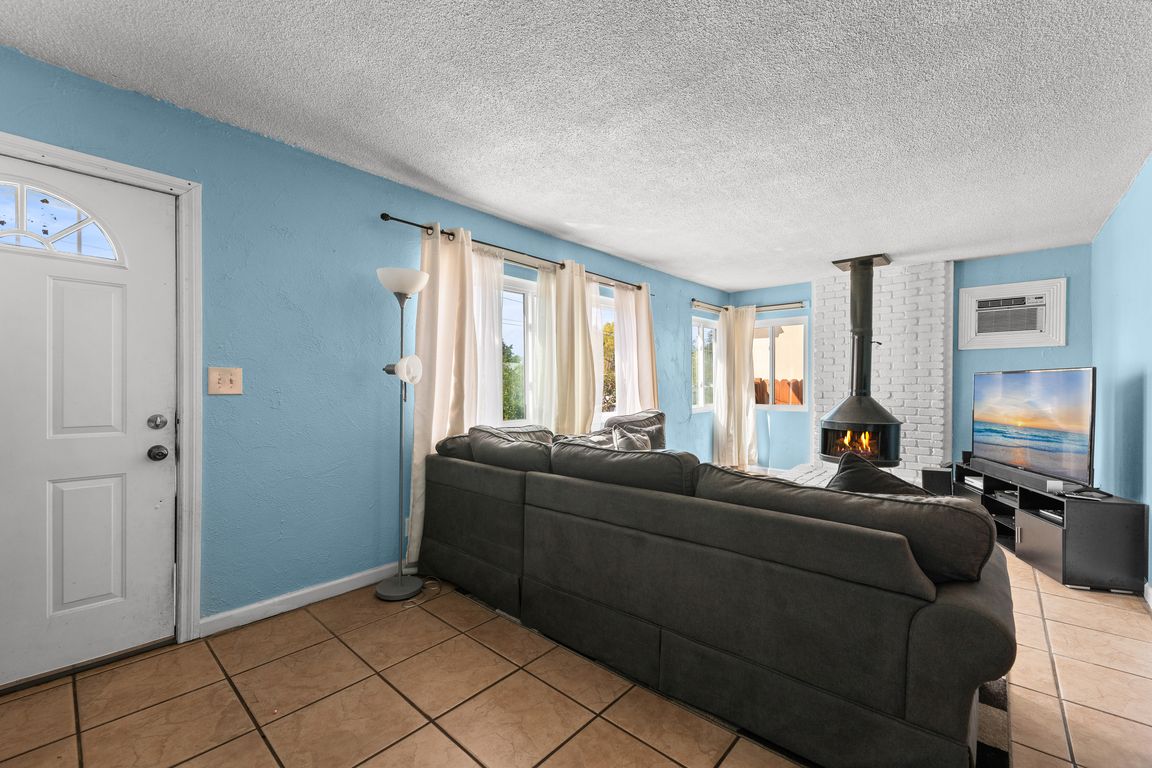 next background image