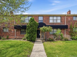 25707 Woodward Ave, Royal Oak, MI 48067