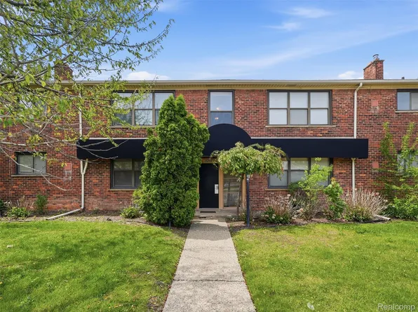 25707 Woodward Ave, Royal Oak, MI 48067