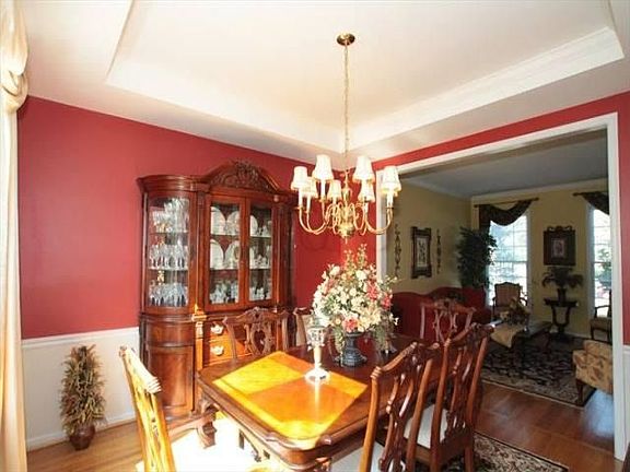 5th image of 552 Belle Meade Farm Dr