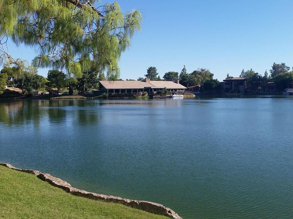 1st image of 5200 S Lakeshore Dr APT 136