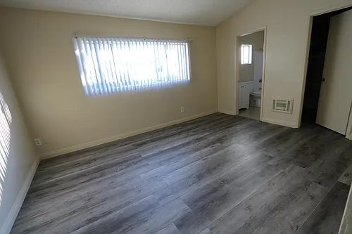 757 Temple Ave #1 Photo 1