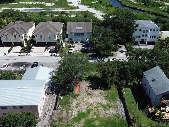 2nd image of 4813 W Flamingo Rd