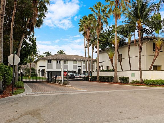 5th image of 2721 Treasure Cove Circle #2721