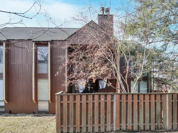 4760 Powderhorn Ln, Westerville, OH 43081