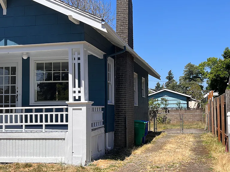 7101 SE Carlton St — Photo 3