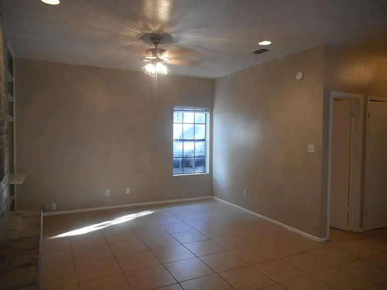 3106 Cedar St — Photo 10