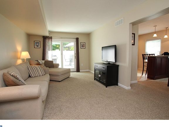4th image of 15017 Poquessing Creek Ln