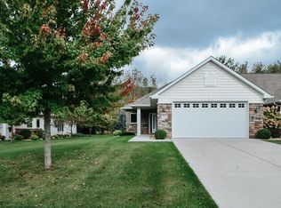 946 Briarwood Dr, Red Wing, MN 55066
