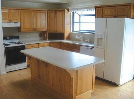 4th image of 3514 Country Hollow Dr