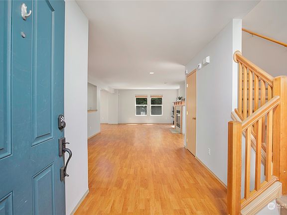 4th image of 23235 SE 262nd Court