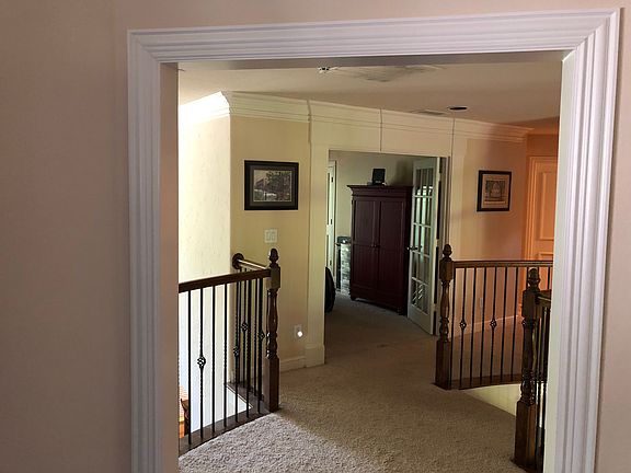 4th image of 5925 Forest River Dr