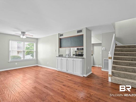 5th image of 6417 Cedar Bend Ct