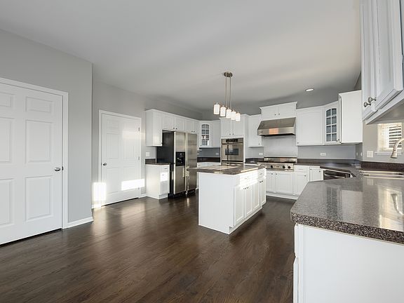 5th image of 13454 S Blackstone Ln