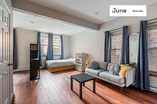 121 Salem St #2D Photo 1