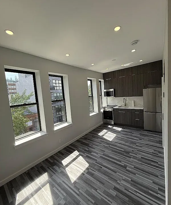 409 Grand St #3F