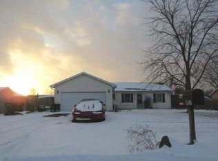 920 N Mabel Ct, Braidwood, IL 60408