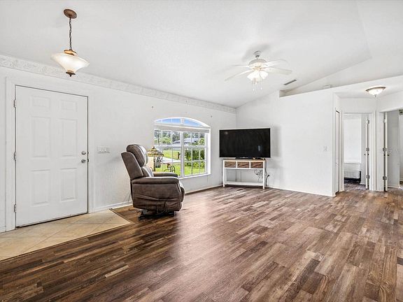 4th image of 6207 Keating Ave