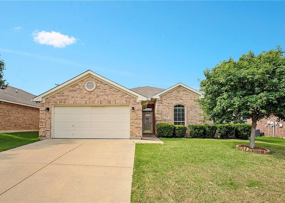 1st image of 6208 Brooklynn Dr