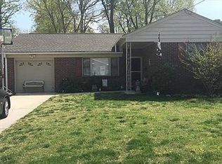 32 Fox Grove Dr, Hampton, VA 23664