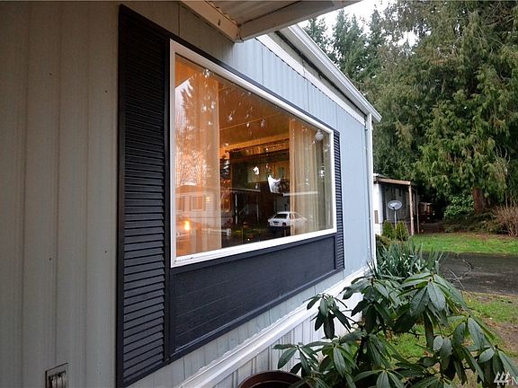 5th image of 900 29th St SE Unit E34