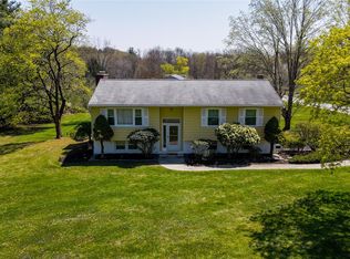 8 Perkinsville Rd, Highland, NY 12528