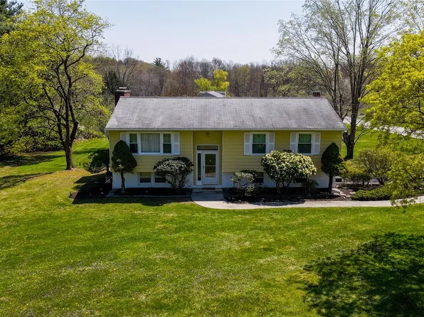 8 Perkinsville Road, Highland, NY 12528