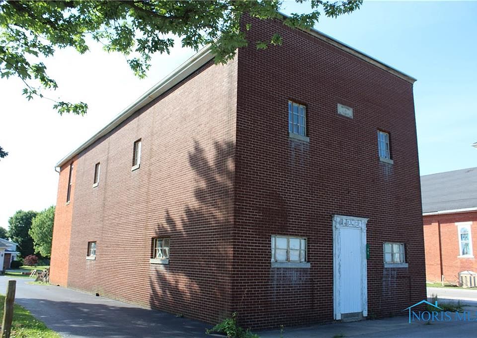 1st image of 99 Clay St