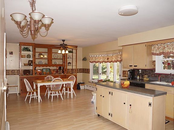 Kitchen/Dining