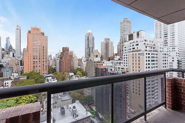 Rented by Douglas Elliman | media 2