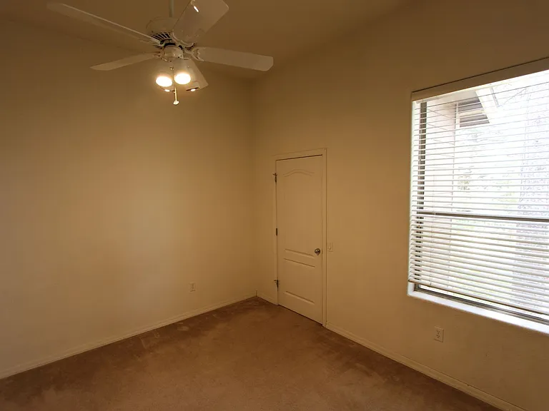 1401 N 4th St #2 — Photo 9