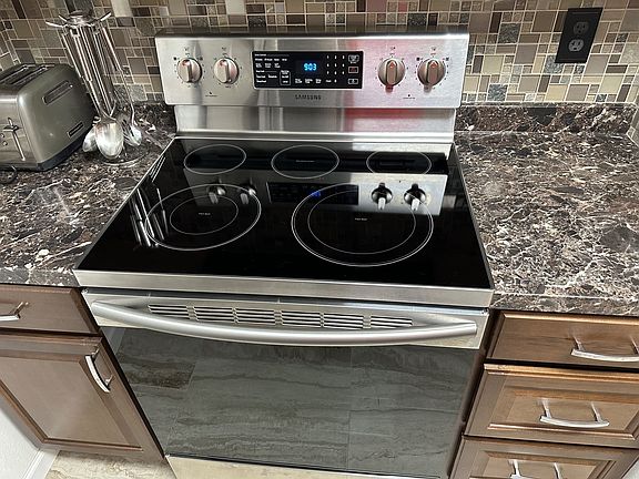 3rd image of 14625 NE 34th St APT G15