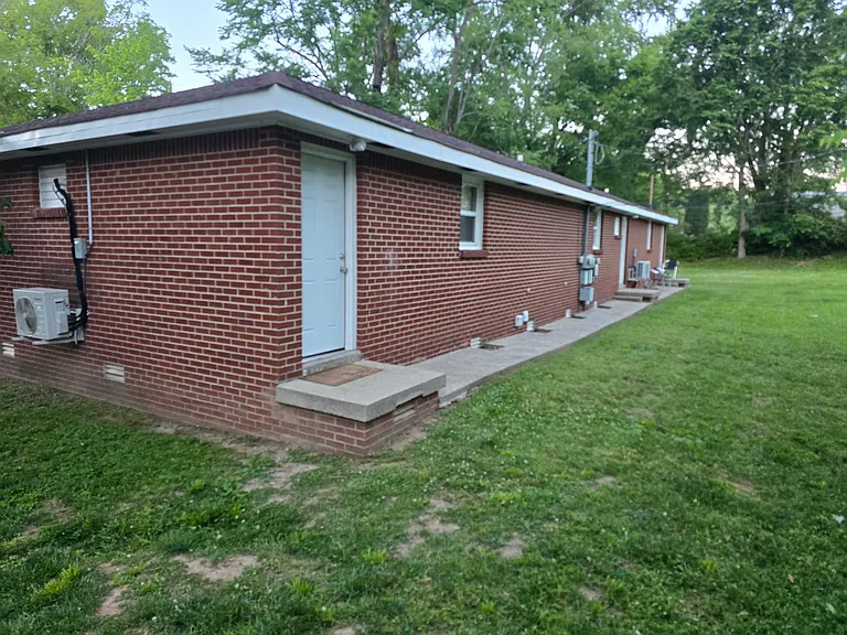 nice size back yard