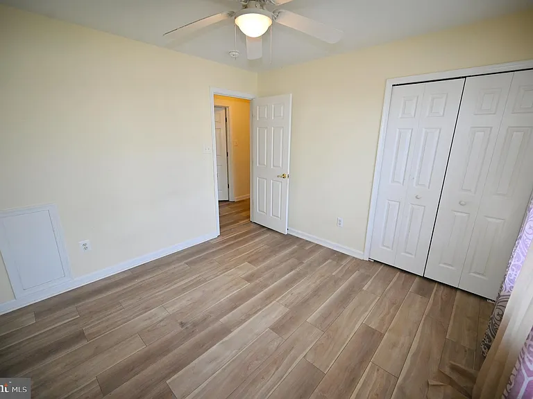 9172 Granite Ct — Photo 35