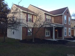 1530 Porter Cir #1, Rochester Hills, MI 48307