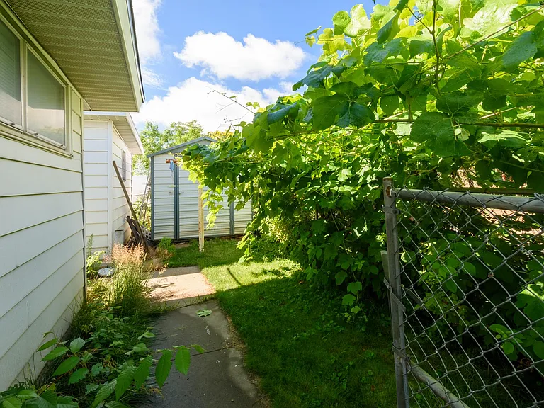 1307 Sage Loop — Photo 18