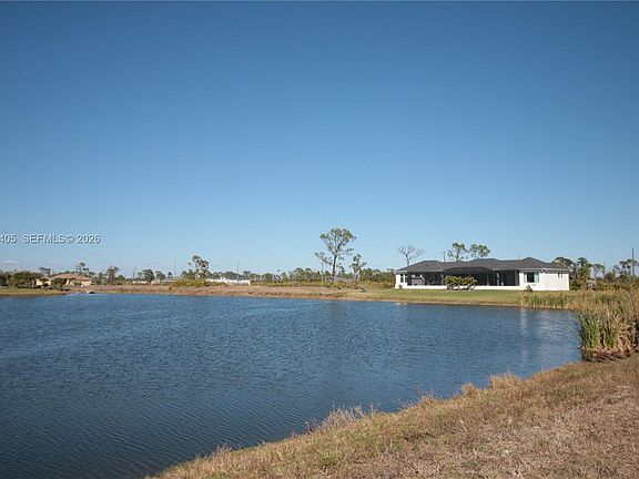 5th image of 28 Harness Rd